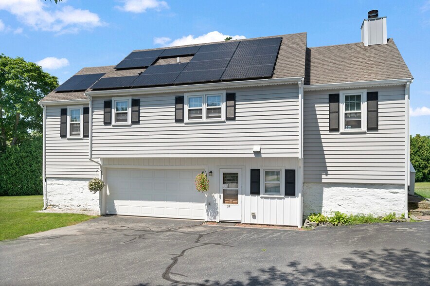 More Photos Of 46 Statue Way, Portsmouth Apartments For Sale