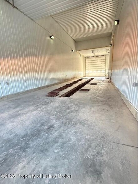 More Photos Of 3805-129f Southwest Ave, Belfield Flex For Lease