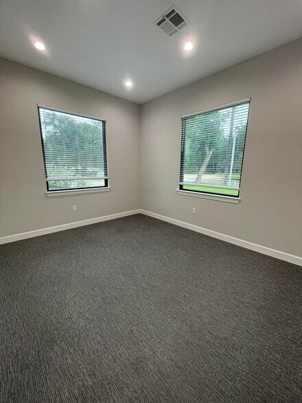 More Photos Of 4220 Cartwright Rd, Missouri City Medical For Sale