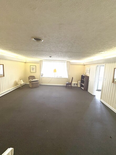 More Photos Of 2025 N Main St, Danville Religious Facility For Sale