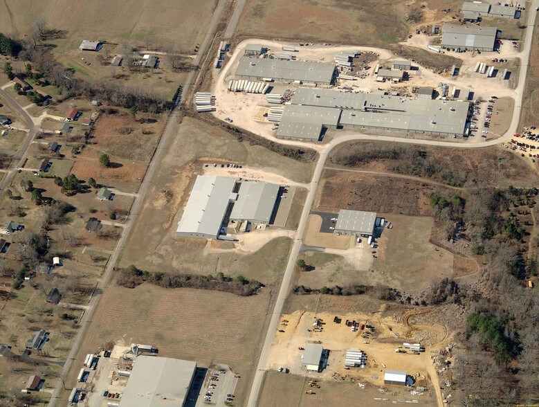 More Photos Of 225 Industrial Rd, Savannah Manufacturing For Sale