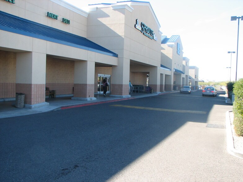 More Photos Of N 83rd Ave @ W Thunderbird Rd, Peoria Unknown For Lease