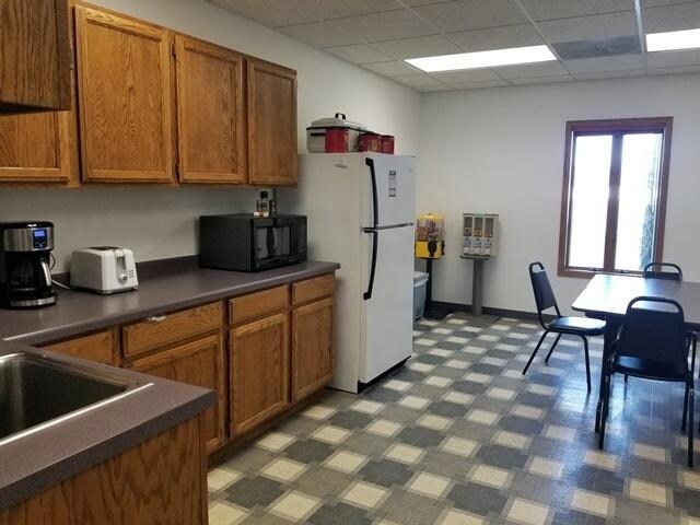 More Photos Of 3600 Downwind Dr, Marshfield Office For Sale