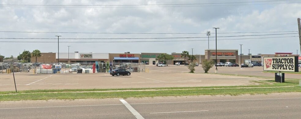 Primary Photo Of 2451 S Brahma Blvd, Kingsville Freestanding For Lease