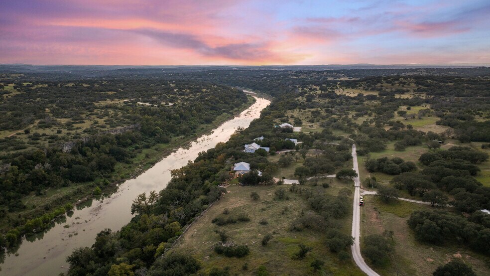 More Photos Of 5229 Hupedo Ranch Rd, Spicewood Specialty For Sale