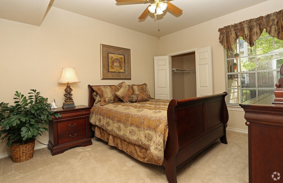 More Photos Of 2807 Daniel Mccall Dr, Lufkin Apartments For Sale