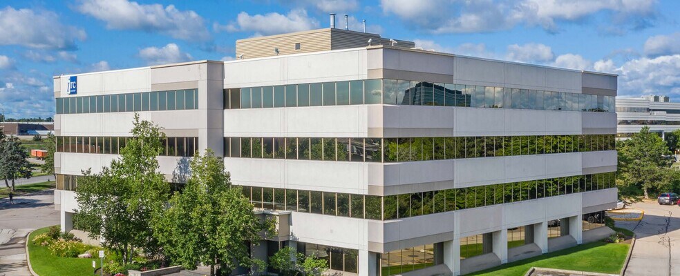 More Photos Of 2121 Argentia Rd, Mississauga Office For Lease