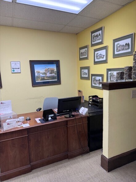 More Photos Of 1433 Emerywood Dr, Charlotte Office For Lease