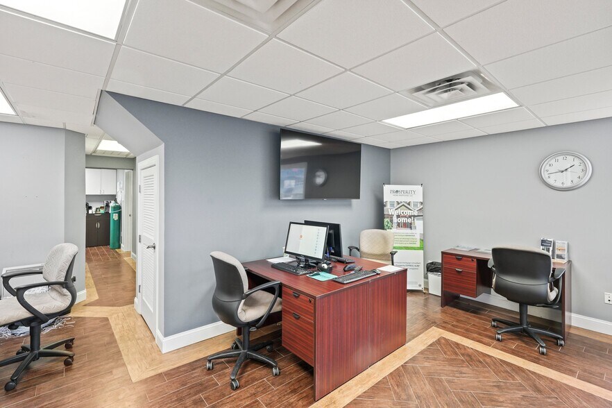 More Photos Of 65 Grand Central Ave, Lavallette Storefront Retail Residential For Sale