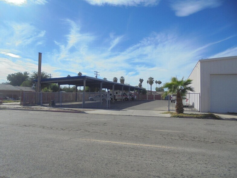 More Photos Of 127 S 1st St, Blythe Flex For Sale