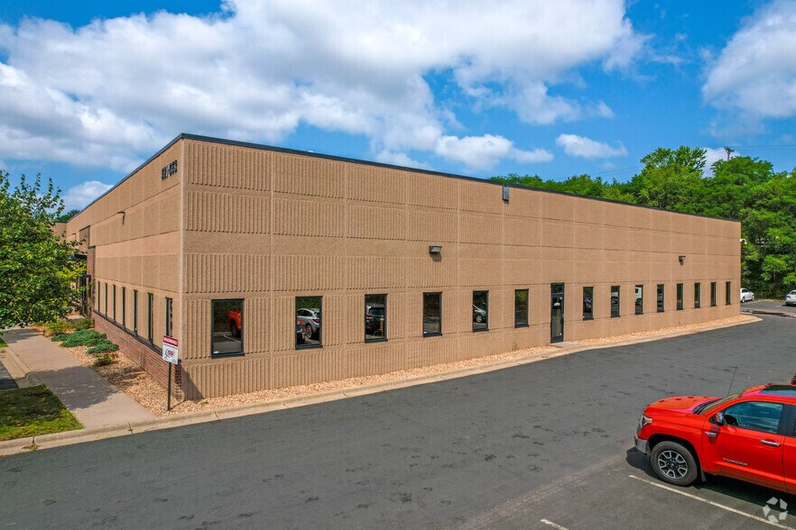 More Photos Of 521-563 Phalen Blvd, Saint Paul Coworking Space