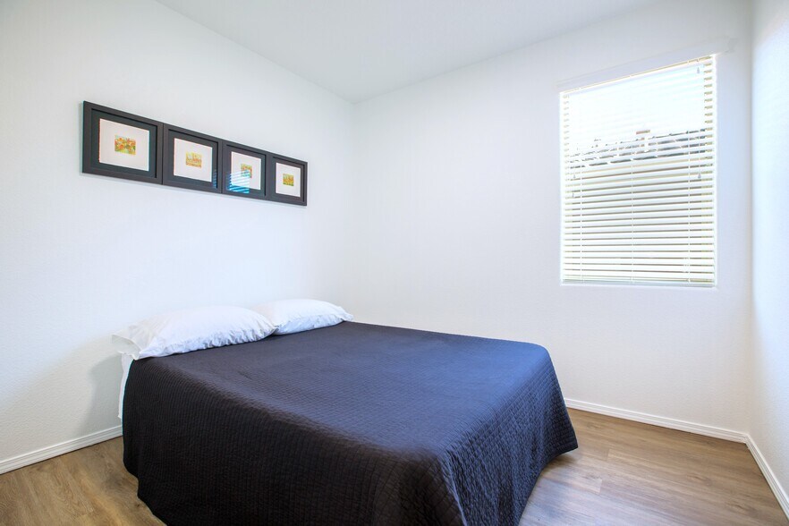 More Photos Of 8405 Wild Dunes Rd NW, Albuquerque Office For Sale