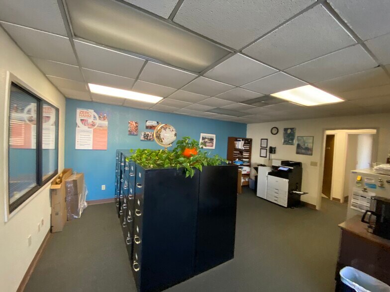 More Photos Of 1117 Lone Palm Ave, Modesto Loft Creative Space For Sale