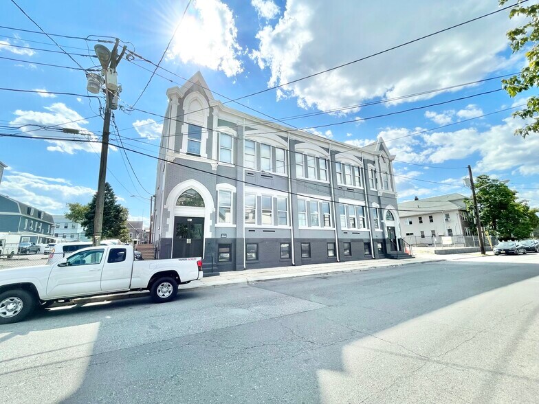 More Photos Of 214-228 Msgr Kemezis Pl, Elizabeth Schools For Lease