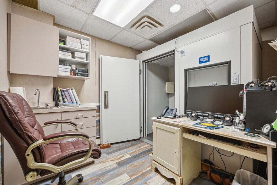 More Photos Of 207 Prospect Park SW, Brooklyn Apartments For Sale