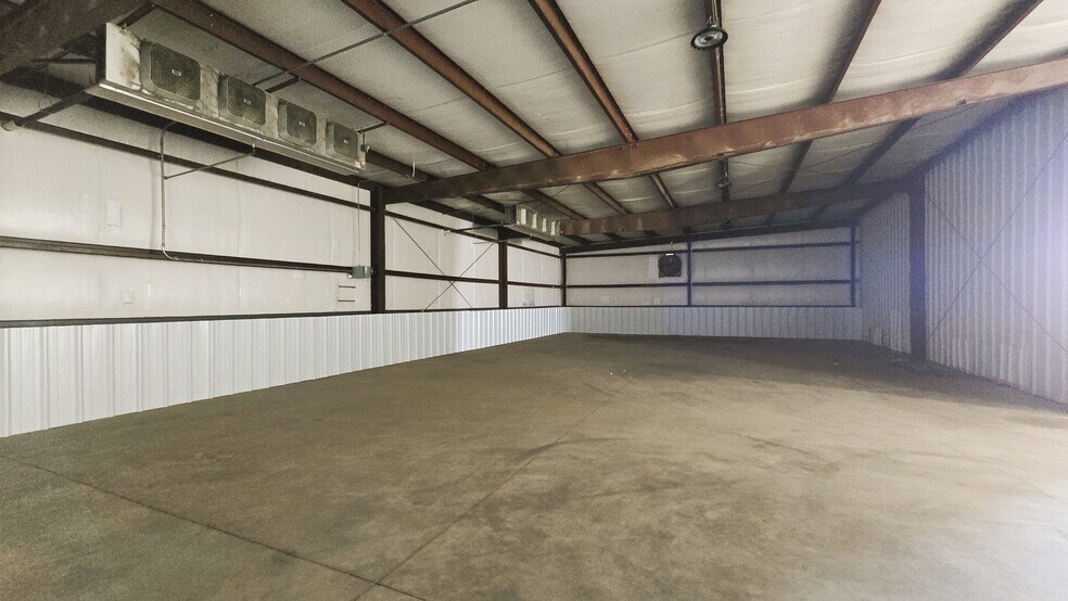 More Photos Of 14486 County Road 19, Platteville Warehouse For Lease