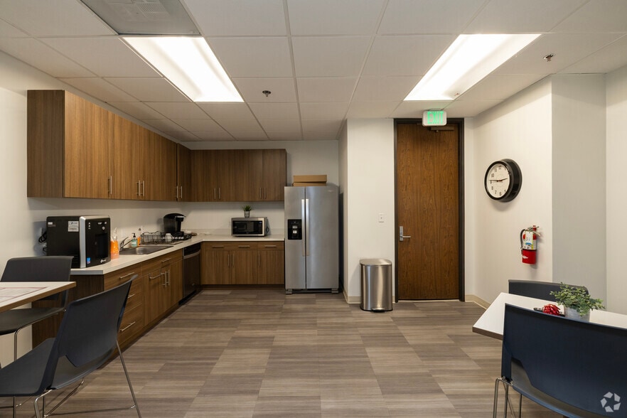 More Photos Of 500 N West Shore Blvd, Tampa Office For Lease