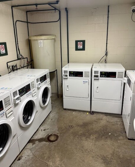 More Photos Of 303 Lee St, Oakland Apartments For Sale