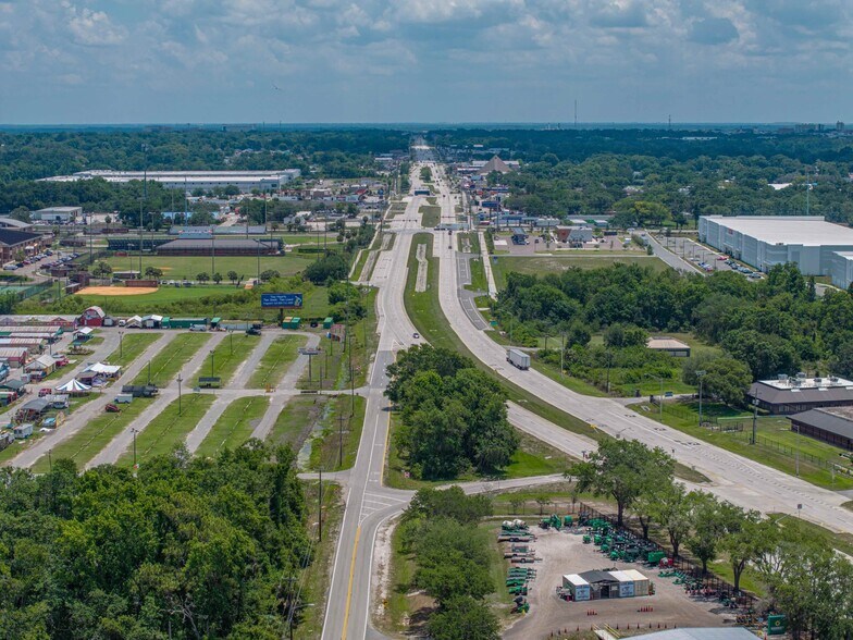 More Photos Of 2901 Swindell Rd, Lakeland Land For Lease