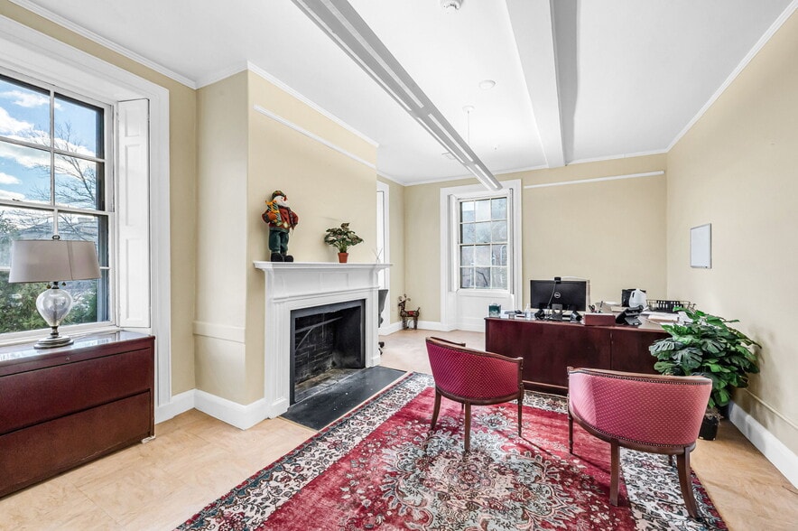 More Photos Of 29-37 Elliot St, Springfield Office Residential For Sale