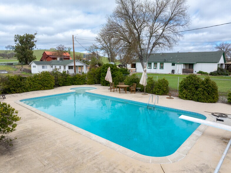 More Photos Of 76525 Interlake Rd, Bradley Land For Sale