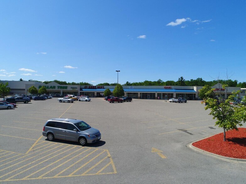 More Photos Of 2241 Houghton Lake Dr, Houghton Lake Unknown For Lease