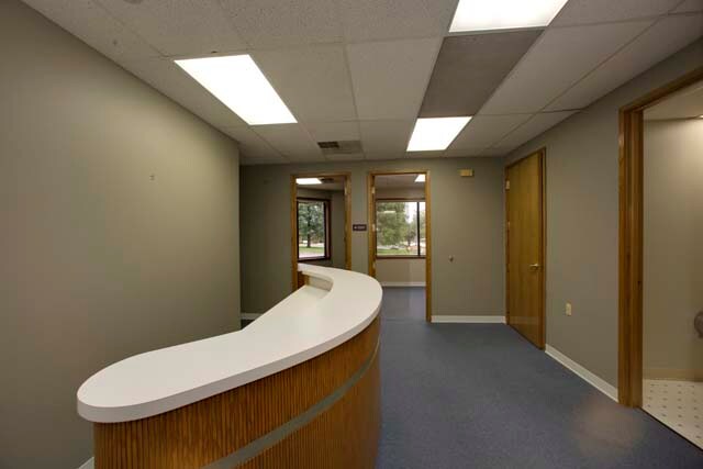 More Photos Of 1900-1912 NW Copper Oaks Cir, Blue Springs Medical For Sale