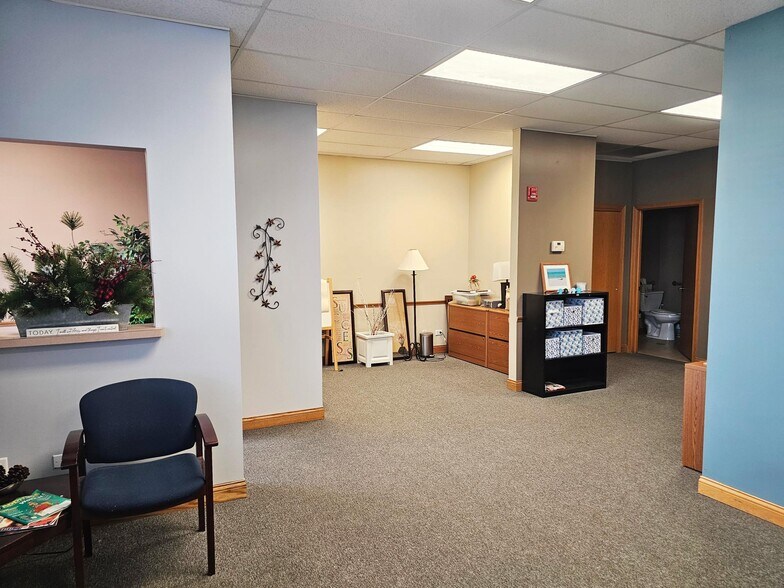 More Photos Of 11520 W 183rd St, Orland Park Medical For Sale