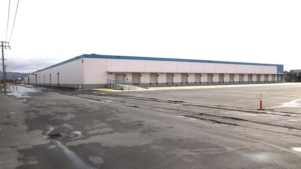 More Photos Of 211-213 W Cutting Blvd, Richmond Warehouse For Lease