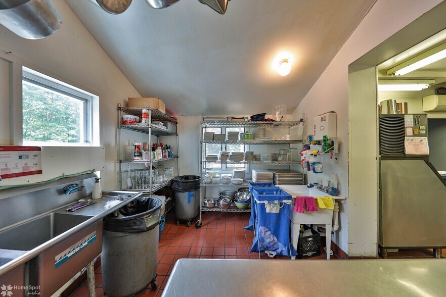 More Photos Of 2468 Route 390, Canadensis Hospitality For Sale