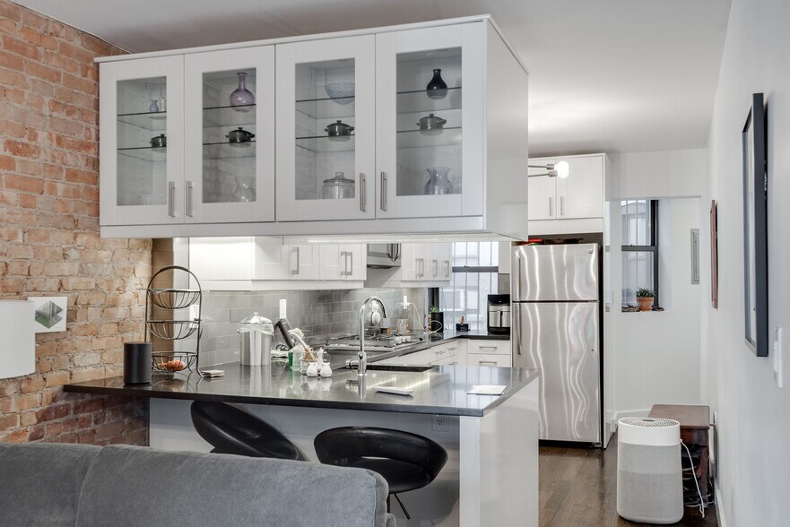 More Photos Of 14 Lincoln Pl, Brooklyn Apartments For Sale