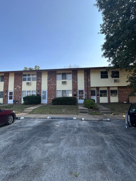 More Photos Of 7499 Hazelcrest Dr, Hazelwood Apartments For Sale