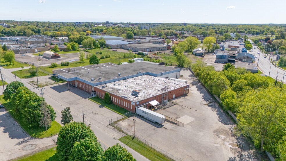 More Photos Of 10 Spalding Dr, Brantford Industrial For Sale