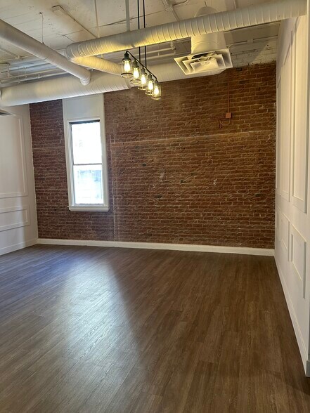 More Photos Of 829 N 1st Ave, Phoenix Loft Creative Space For Lease