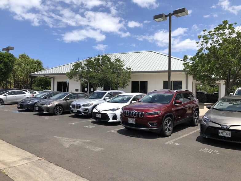 More Photos Of 405 Kele St, Kahului Auto Dealership For Lease