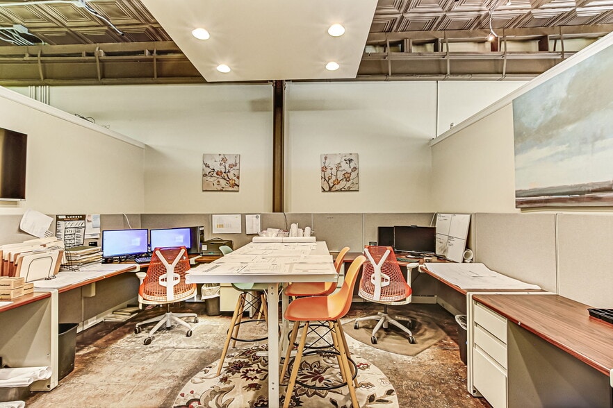 More Photos Of 1334 Walnut St, Jacksonville Office For Sale
