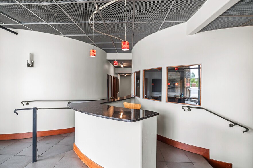More Photos Of 35 5th St, Steamboat Springs Storefront Retail Office For Sale
