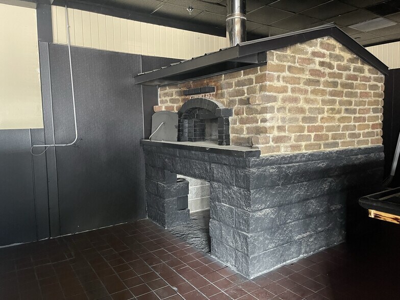 More Photos Of , Decatur General Retail For Sale