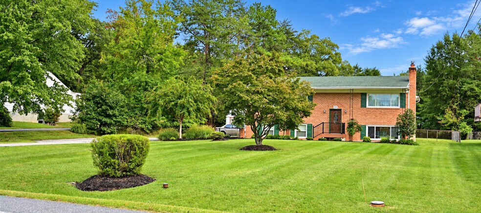 More Photos Of 4100 Old Washington Rd, Waldorf Healthcare For Sale