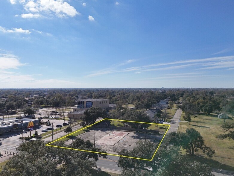 More Photos Of 4200 Ryan St, Lake Charles Land For Lease