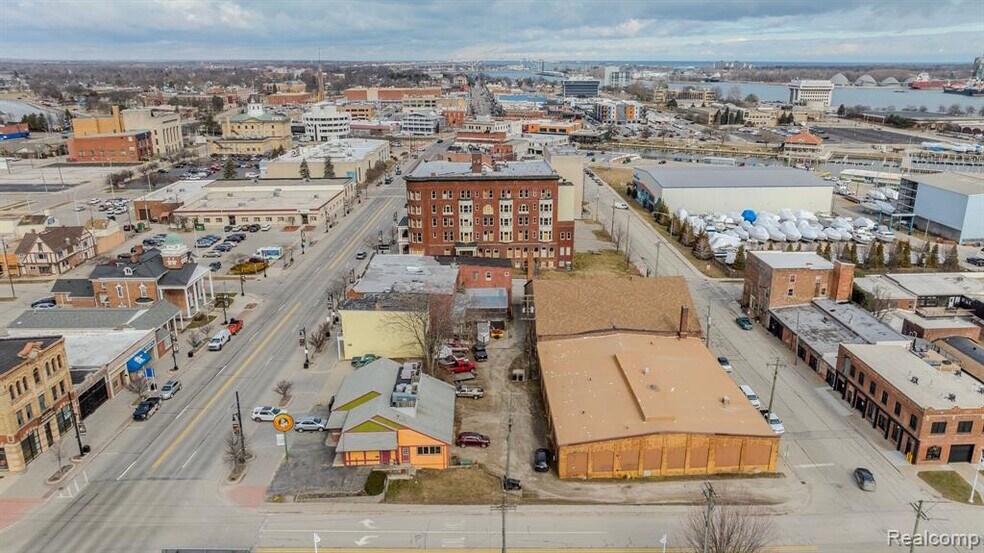 More Photos Of 1121 4th St, Port Huron Warehouse For Lease