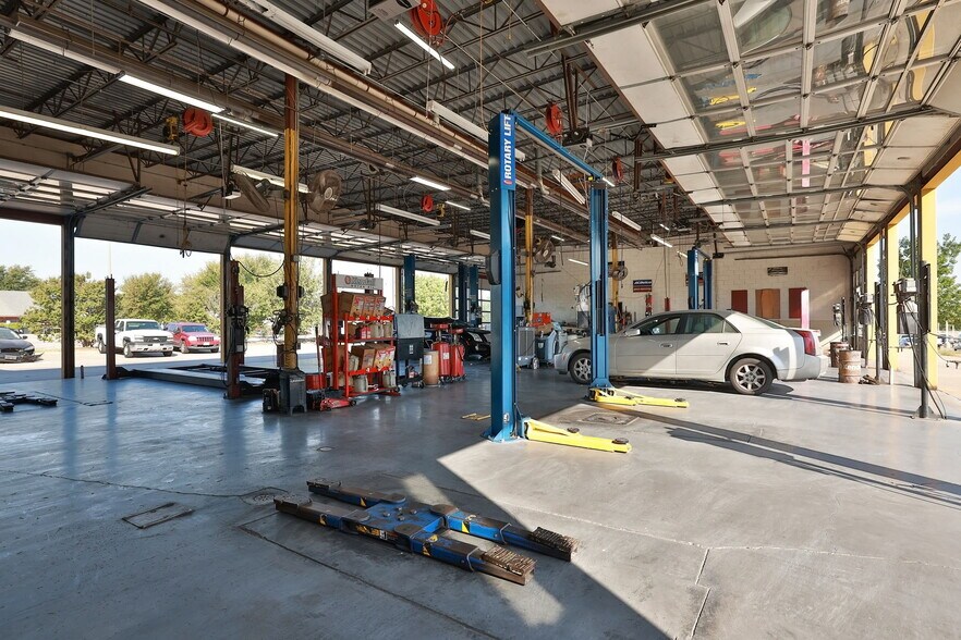 More Photos Of 2650 W I-20, Grand Prairie Unknown For Lease