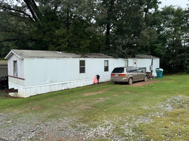 More Photos Of 727 Wilcox Ave, Gaffney Multifamily For Sale