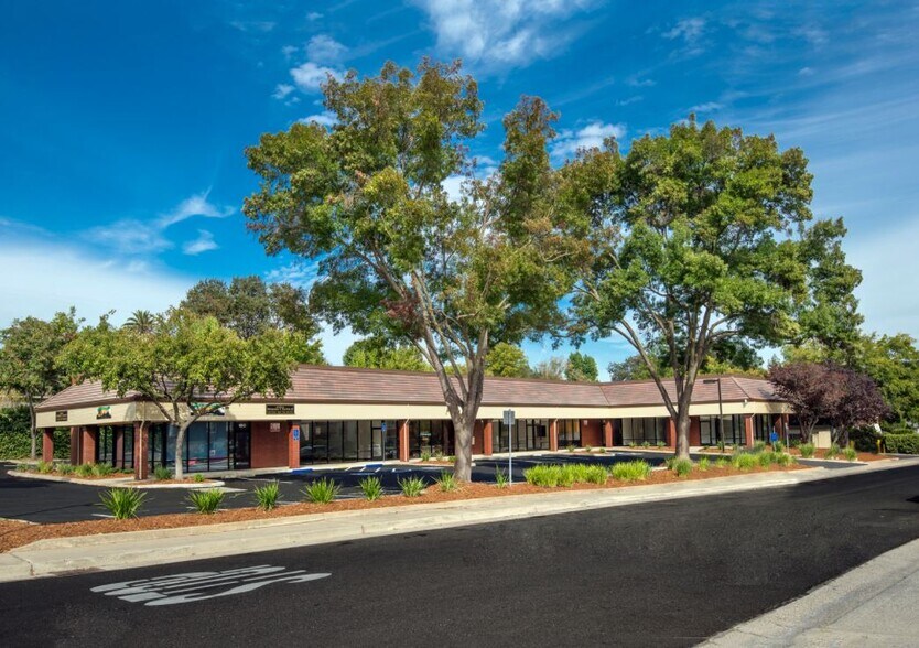 More Photos Of 10940 Fair Oaks Blvd, Fair Oaks Office For Lease