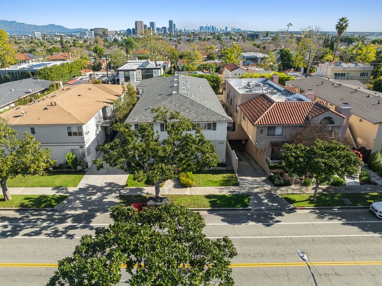 More Photos Of 320 S Doheny Dr, Beverly Hills Apartments For Sale