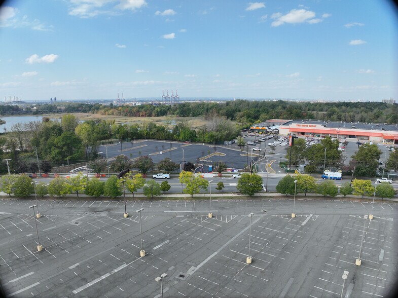 More Photos Of 2505 Forest Ave, Staten Island Land For Lease