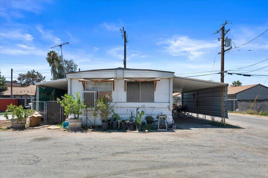 More Photos Of , Hanford Unknown For Sale