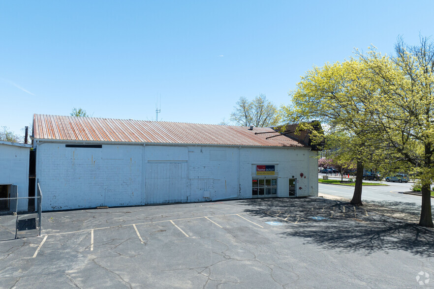 Primary Photo Of 260 Eastern Ave, Malden Flex For Sale