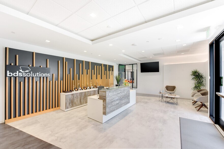 More Photos Of 9750 Irvine Blvd, Irvine Manufacturing For Lease