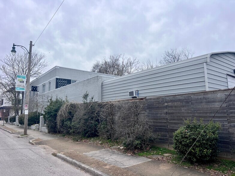 More Photos Of 2258 Young Ave, Memphis Loft Creative Space For Sale